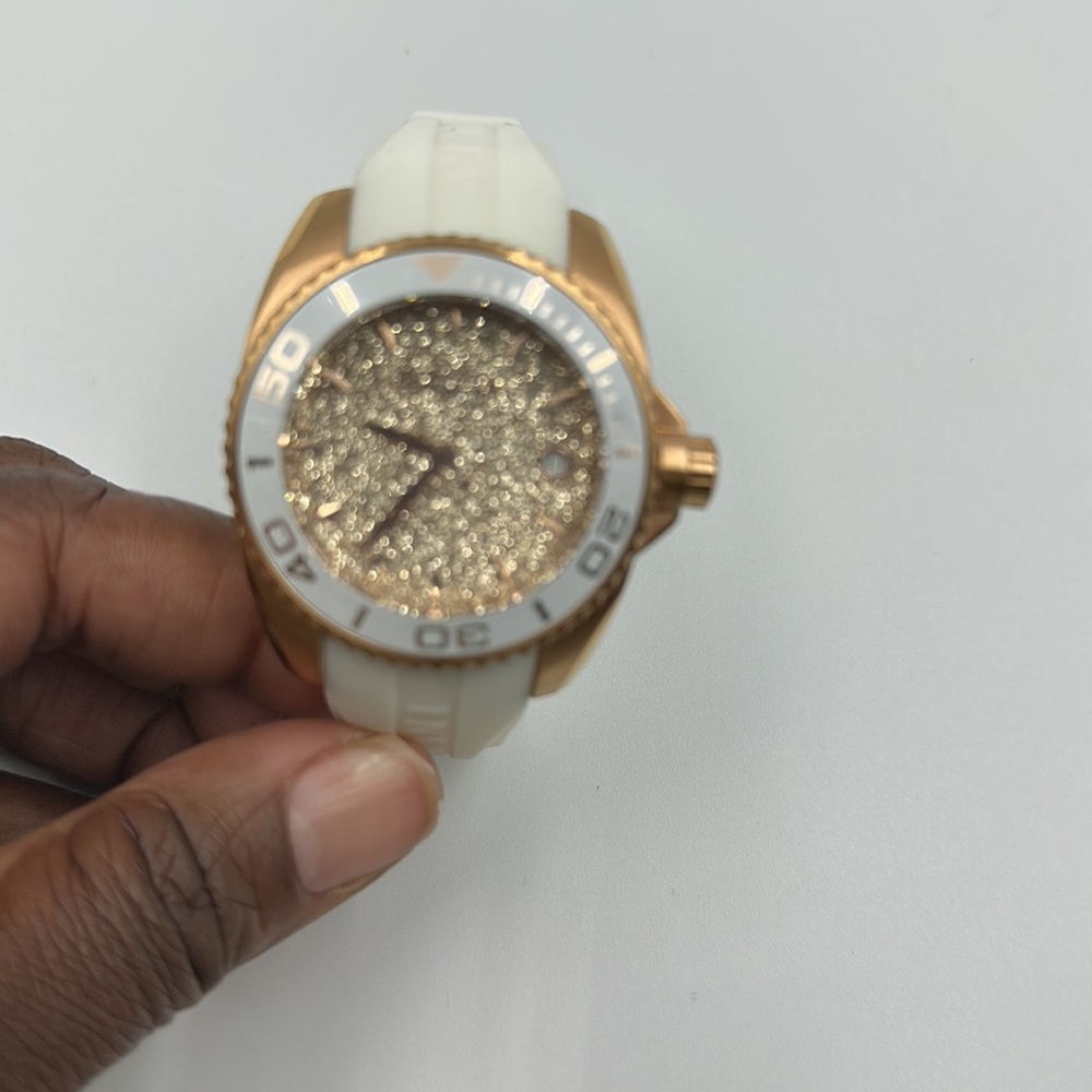 Invicta Angel Watch - Picture 6 of 7